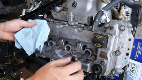 How to Remove an Over-Tightened Oil Plug: Methods You Can Follow